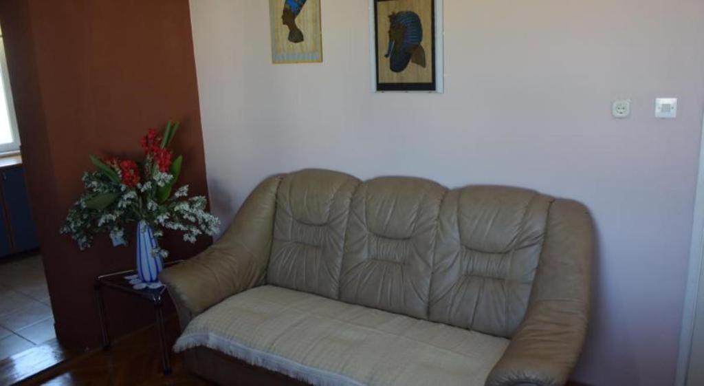 Apartment Julietta Pirovac Exterior photo
